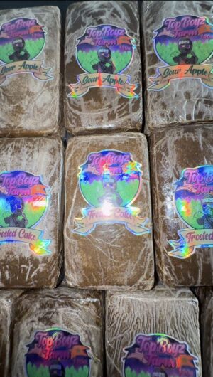 IMG_20251202_040046_644 𝑻𝑶𝑷 𝑾𝑶𝑹𝑲𝑬𝑹 𝑫𝑹𝒀𝑺𝑰𝑭𝑻 👨🔧🇲🇦 𝙗𝙮 𝙏𝙤𝙥𝘽𝙤𝙮𝙯 𝙁𝙖𝙧𝙢 🥷 • 𝙏𝙧𝙤𝙥𝙞𝙘𝙖𝙡 𝘾𝙝𝙚𝙧𝙧𝙮 🌴🍒43.16% THC • 𝙎𝙤𝙪𝙧 𝘼𝙥𝙥𝙡𝙚 🤧🍏45.7% THC • 𝙁𝙧𝙤𝙨𝙩𝙚𝙙 𝘾𝙖𝙠𝙚 🥶🎂40.54% THC 100G 450€ 200G 900€ 500G 2100€ 1KG 📦 4000€